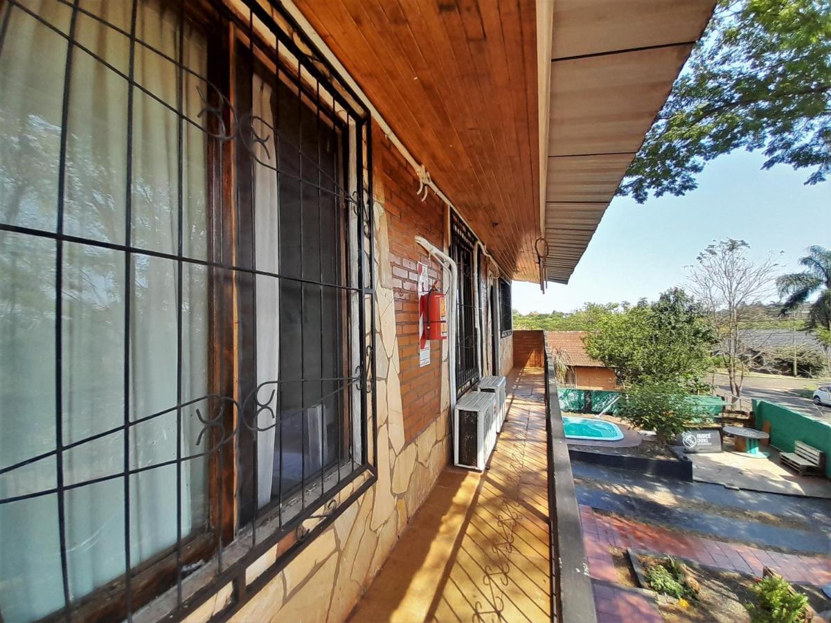 Eco Hostel Iguazu Puerto Iguazú Buitenkant foto
